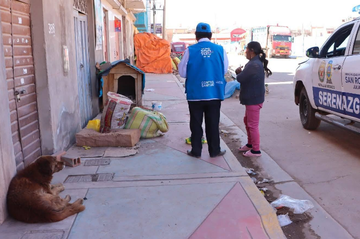 Juliaca | Propietarios de vivienda serían multados por dejar canes en la calle Juliaca | Propietarios de vivienda serían multados por dejar canes en la calle