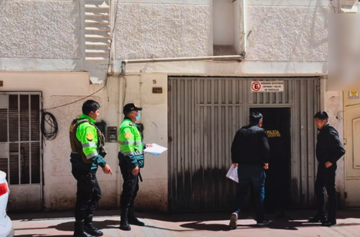 Juliaca | Autoridades investigan muerte de hombre en vivienda del Jr. Almagro Juliaca | Autoridades investigan muerte de hombre en vivienda del Jr. Almagro