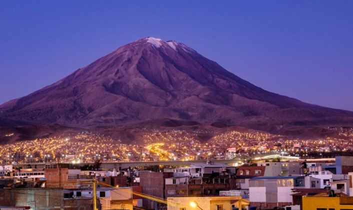Arequipa | IGP alerta sobre alta población en riesgo si Misti entra en erupción Arequipa | IGP alerta sobre alta población en riesgo si Misti entra en erupción