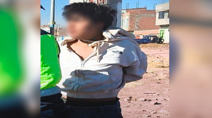 Juliaca | Habitantes de Juliaca amarran a presunto implicado y lo entregan a la Policía