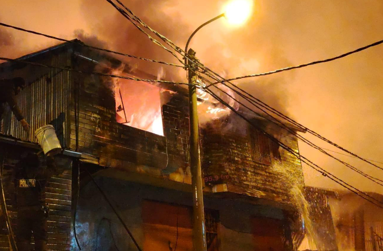 Ananea | Incendio arrasa con 50 habitaciones en La Rinconada
