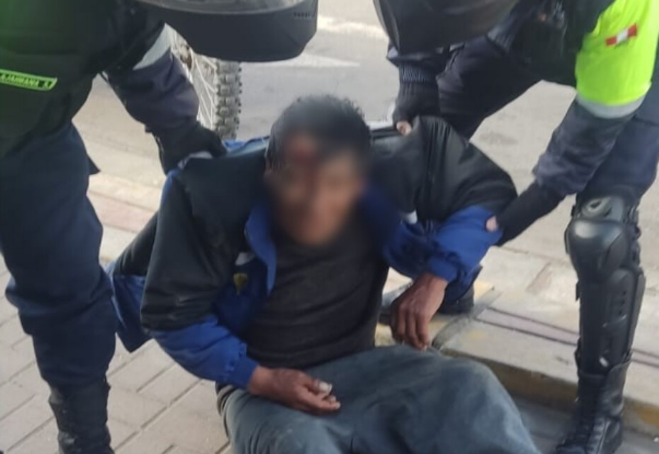 Puno | Sujetos ebrios atacan a adulto mayor en inmediaciones de la avenida Bolívar Puno | Sujetos ebrios atacan a adulto mayor en inmediaciones de la avenida Bolívar