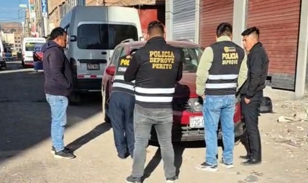 San Román | Camioneta robada en el centro de Juliaca fue hallada en la avenida Maestro San Román | Camioneta robada en el centro de Juliaca fue hallada en la avenida Maestro