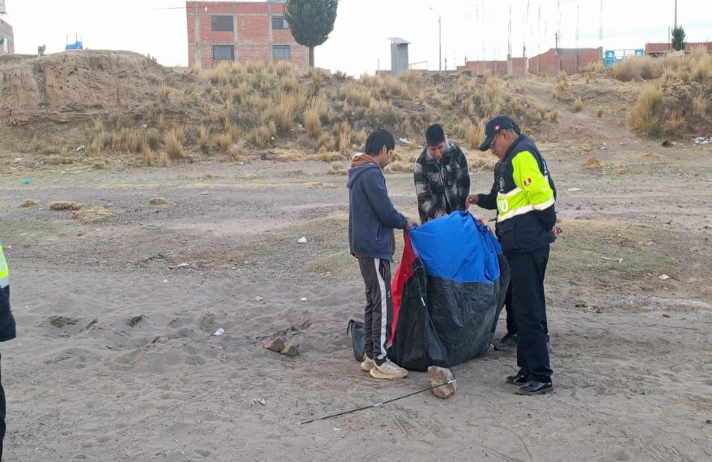 San Miguel | Operativo de seguridad desalojó a individuos que consumían alcohol en la ribera del río San Miguel | Operativo de seguridad desalojó a individuos que consumían alcohol en la ribera del río