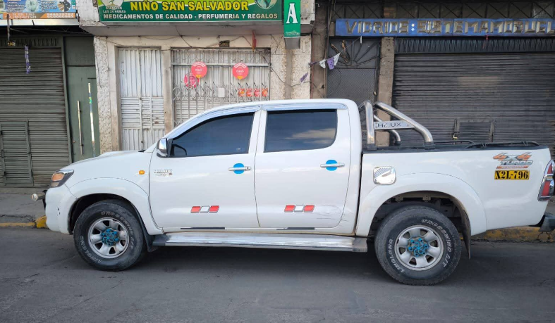 San Miguel | Delincuentes encapuchados roban vehículo y ofrecen recompensa por su ubicación San Miguel | Delincuentes encapuchados roban vehículo y ofrecen recompensa por su ubicación