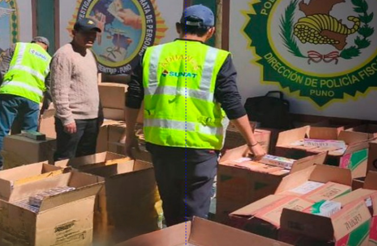 Puno | Intervienen camión con millonario cargamento de cigarrillos de contrabando en carretera Puno | Intervienen camión con millonario cargamento de cigarrillos de contrabando en carretera