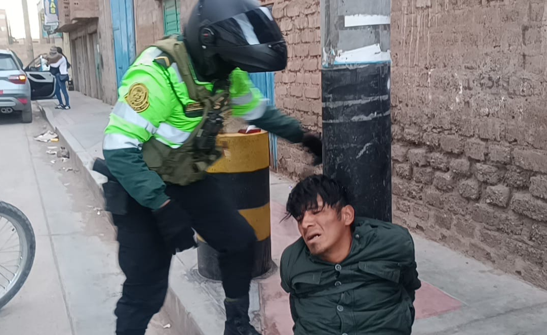 San Román | Capturan a sujeto acusado de robar maquinaria en tienda del pasaje Ayaviri