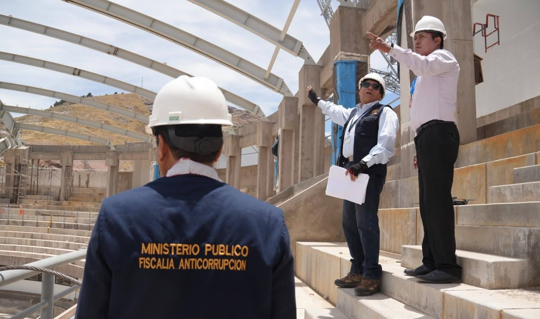 Puno | Fiscalía y Contraloría intervienen obra del Coliseo del Club del Pueblo tras colapso de techo en Salcedo